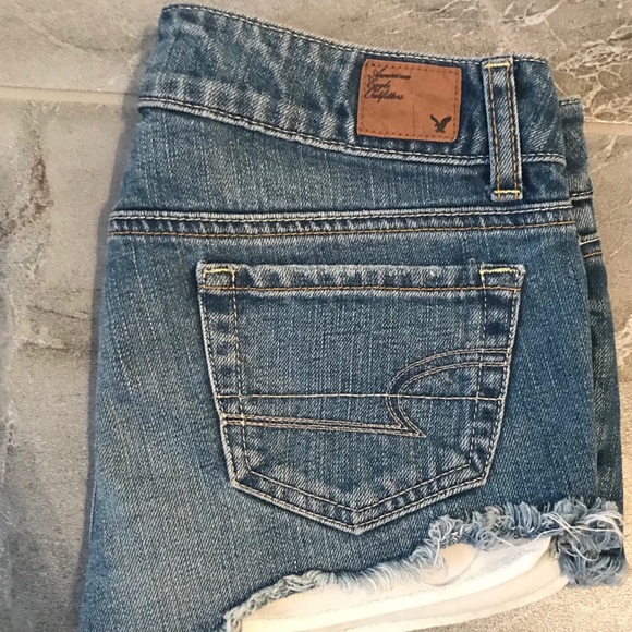 American Eagle shorts - Picture 1 of 3